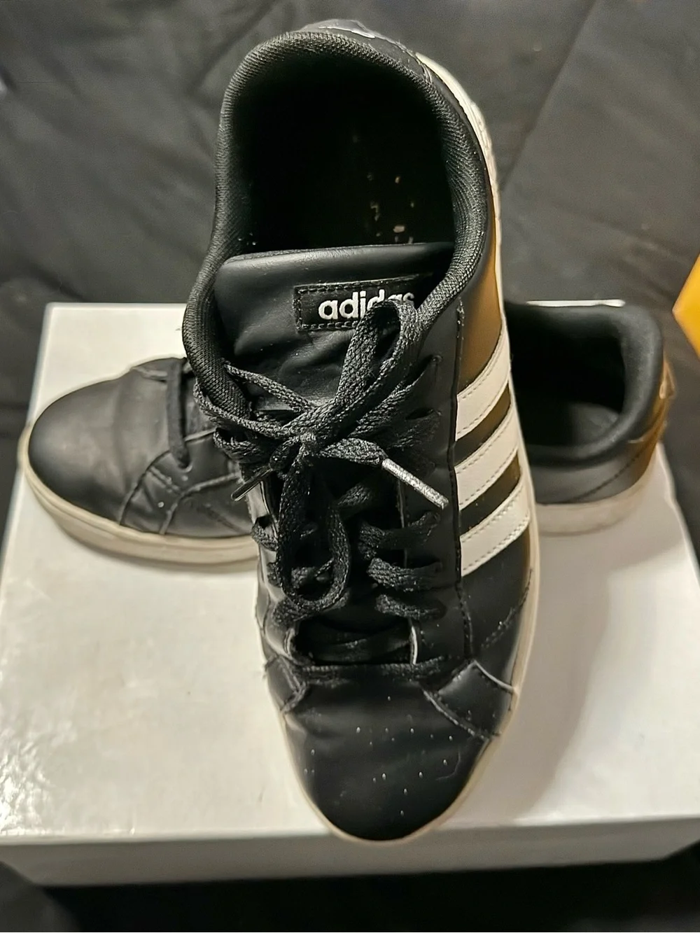 adidas classic low